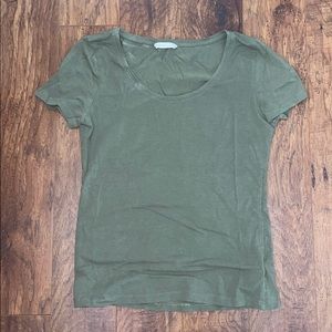 h&m tee